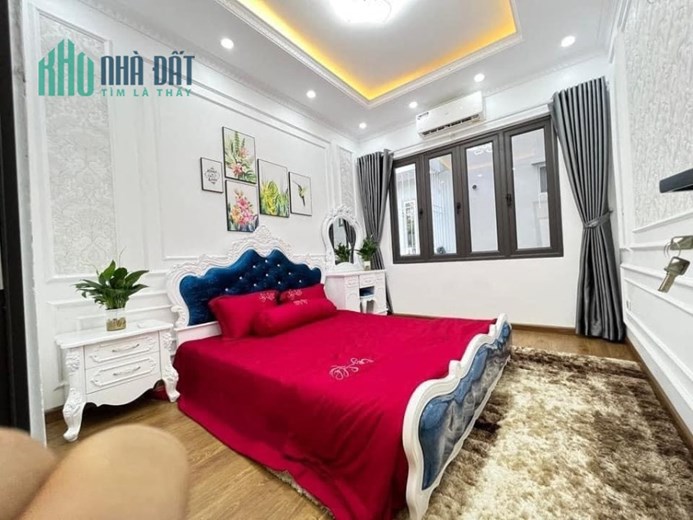 CẦU GIẤY ĐẸP LUNG LINH - 4 TỶ 2 - 36M2 - 4 NGỦ - NGÕ 3 GÁC RỘNG THOÁNG - TIỆN ÍCH BẠT NGÀN