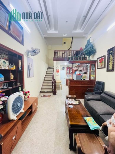 Bán nhà Yên Phúc, Hà Đông, 39 m2, 3 tầng, 4 mặt tiền, giá nhỉnh hơn 4 tỷ.