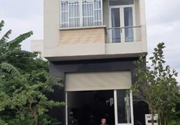 Chính chủ cho thuê nhà nguyên căn 1 trệt 2 lầu.Đường D4
