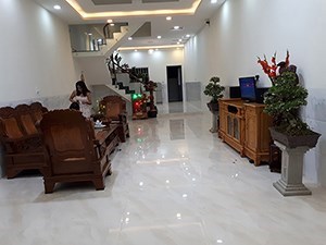 Chính chủ cho thuê nhà nguyên căn 1 trệt 2 lầu.Đường D4
