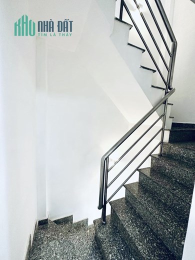 CHO THUÊ nhà 3 tầng Hai Bà Trưng Quận 3 – Giá thuê 13 triệu/tháng 2PN 2WC gần cầu Kiệu khu an ninh