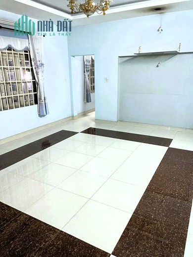 Cho thuê nhà 1T1L 3pn đường 4 Linh Tây