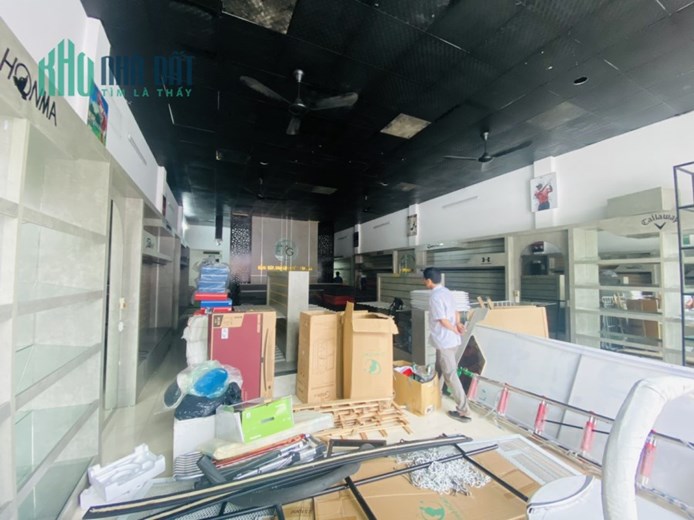 Cho thuê nhà đường Phan Chu Trinh, Khai Quang, Vĩnh Yên 160m2, giá : 12tr