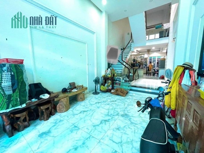 NHÀ KHU PHÂN LÔ CÁN BỘ NHÀ NƯỚC QUẬN 7 DỌN VÀO Ở NGAY