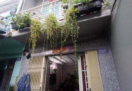 Bán căn nhà chính chủ ngay đường Lê Văn Lương gần Sài Gòn Villa