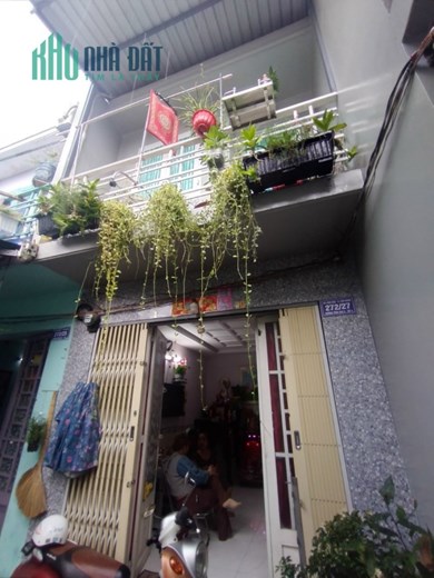 Bán căn nhà chính chủ ngay đường Lê Văn Lương gần Sài Gòn Villa