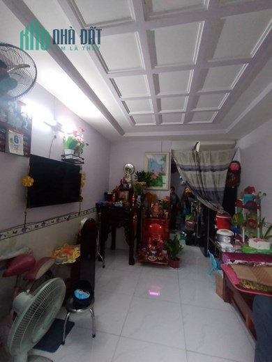 Bán căn nhà chính chủ ngay đường Lê Văn Lương gần Sài Gòn Villa