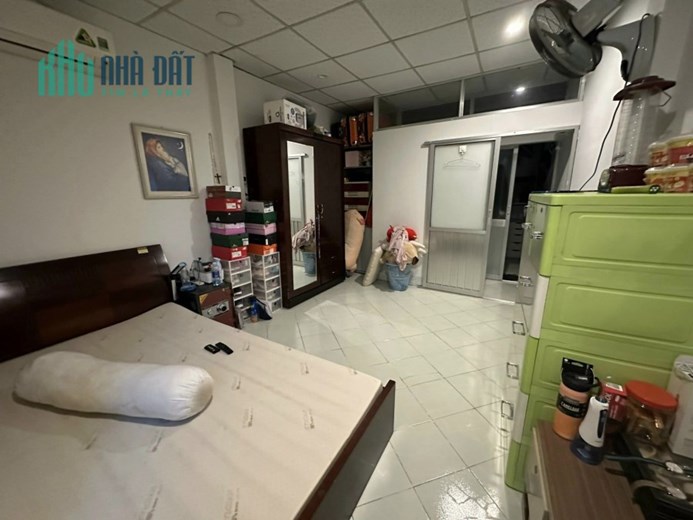TRUNG TÂM Q3- NHÀ LÝ CHÍNH THẮNG- DIEN TÍCH 32M2- 4X8M- CHỈ 3.3 TỶ