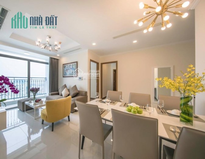 Chính chủ! Bán gấp căn góc R2 Goldmark City, tầng 10, 3PN, đủ nội thất, giá: 3.95 tỷ. LH 0975 553