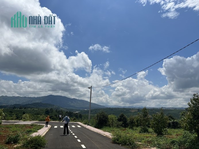 Cần bán đất xã Tân Lạc ngay resort Đôi Dép chỉ 525 triệu sổ sẵn