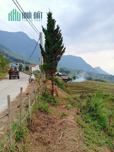Cần bán mảnh đất trục chính đường vào bản Tả Van