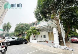 Bán biệt thự Đội Nhân 145m2, 4 tầng, MT 8.2m, Lô góc 3 thoáng giá 3x tỷ
