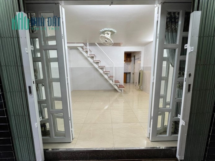 Nhà bán Trệt, Lầu hẻm thông 27 Phạm Hùng P9Q8 - 2 Tỷ 350