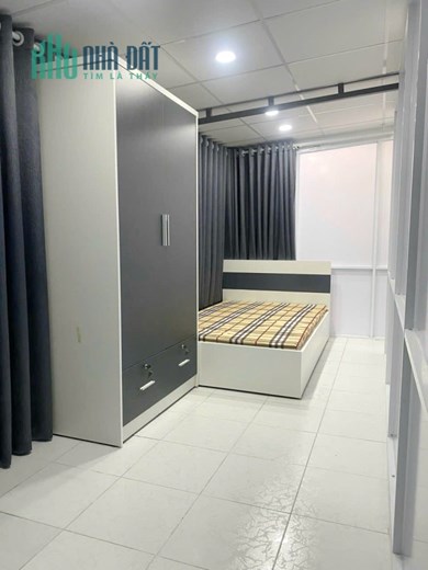 Nhà thuê căn góc Nguyễn Trãi P2Q5 - Giá : 18 Triệu / Tháng