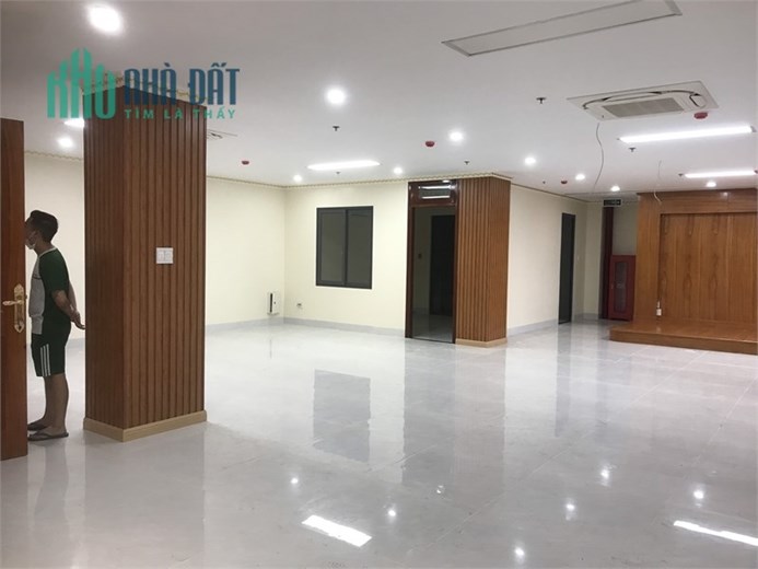 Cho thuê mặt bằng văn phòng 200m2 tòa nhà kđt chí linh, tpvt