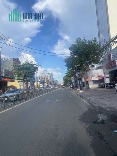 BÁN CHDV HAI MẶT TIỀN HUỲNH TẤN PHÁT, 123M2, 5 TẦNG, RỘNG  7M BỀ THẾ, DÒNG TIỀN GẦN 1 TỶ/NĂM