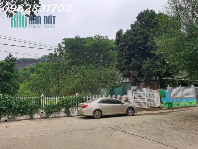 chủ cần tiền bán nhanh lô đất 900m xe oto tải tránh nhau giá cắt lỗ