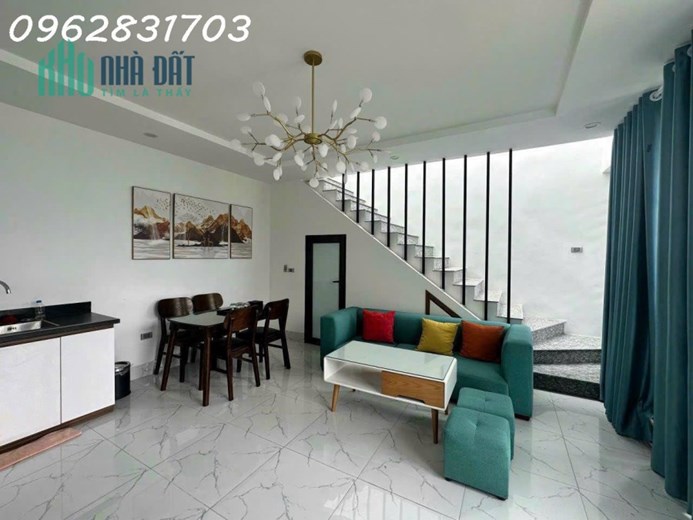 Chủ cần tiền bán cắt lỗ biệt thự 2 tầng trong khu nghỉ dưỡng gái chỉ hơn 2 tỷ