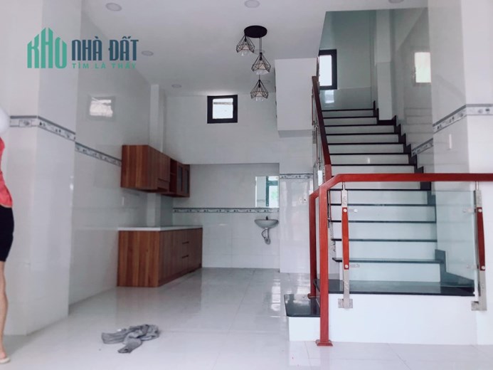 NHÀ LÊ VĂN LƯƠNG, Q.7, HẼM 3M, DT: 4.3x7, 3 TẦNG, NHỈNH 3 TỶ.