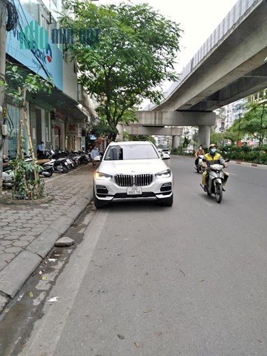 HẠ 3 Tỷ BÁN NHANH TOÀ NHÀ MP YÊN LÃNG - ĐỐNG ĐA 70m 10 tầng mặt tiền 7m Lô Góc