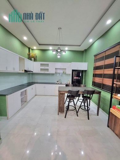 Nhà đẹp khu nam long Phú Thuận, hẻm xe hơi, dt 59m2, cạnh Phú Mỹ Hưng, 3 tầng, 3 PN, giá 6 tyr