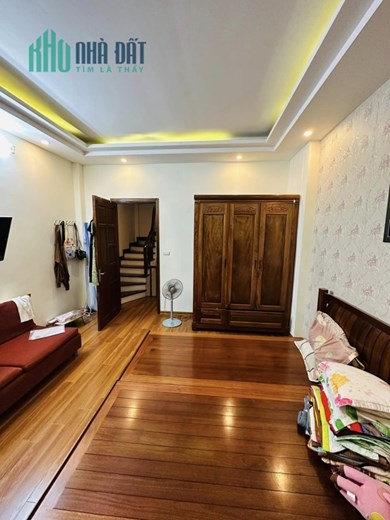 NHỎ TIỀN HOÀNG HOA THÁM , NHÀ XINH Ở LUÔN NHỈNH 3 TỶ