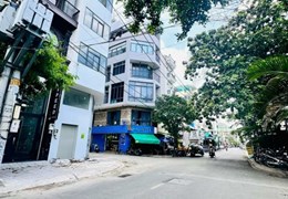 BÁN  ĐẤT TẶNG KHU VUI CHƠI GIẢI TRÍ KARAOKE - TRUNG TÂM GÒ VẤP.ĐƯỜNG LÊ LAI. 365M2. GIÁ TỐT