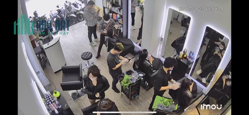 CẦN SANG NHƯỢNG LẠI SALON TÓC KHU VỰC QUẬN 3