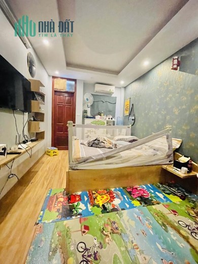 BÁN NHÀ PHỐ HỒNG MAI 45M - 5T - 4 NGỦ NGÕ NÔNG KHU VỰC DÂN TRÍ CAO YÊN TĨNH NHỈNH 4 TỶ