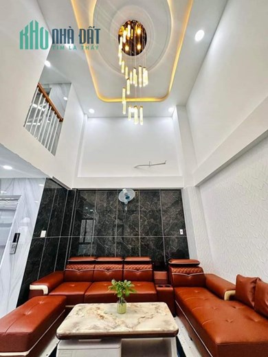 Bán Nhà Có thang máy đẹp 5 tầng 4 phòng ngủ giá 8 tỷ Gò Vấp