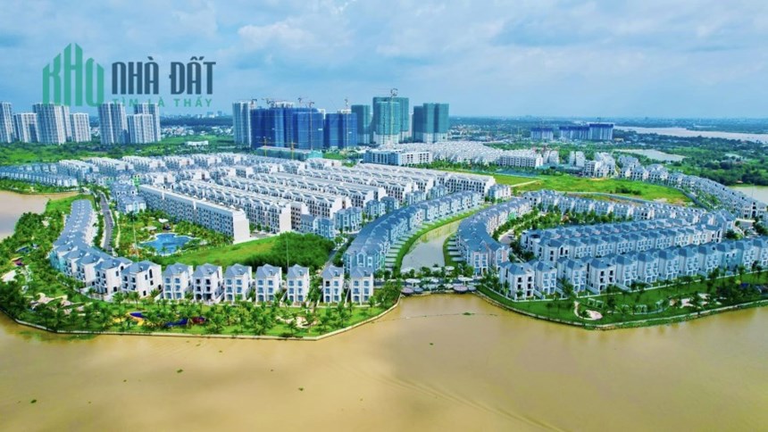 Bán Biệt thự - Shophouse Vinhomes, DT 404m2, 4 tầng, 3 mặt tiền Chỉ 53.9 tỷ