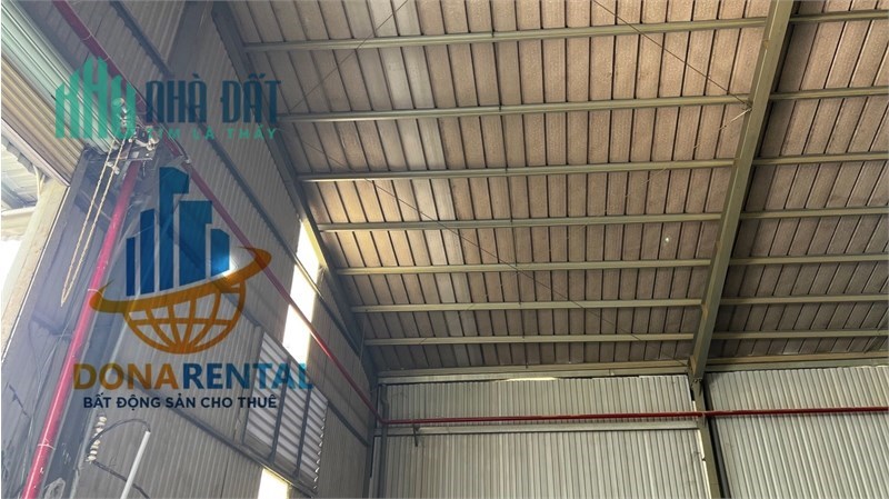 cho thuê xưởng sản xuất hoặc kho bãi kinh doanh. sẵn sàng bàn giao, đường nhựa xuyên suốt
