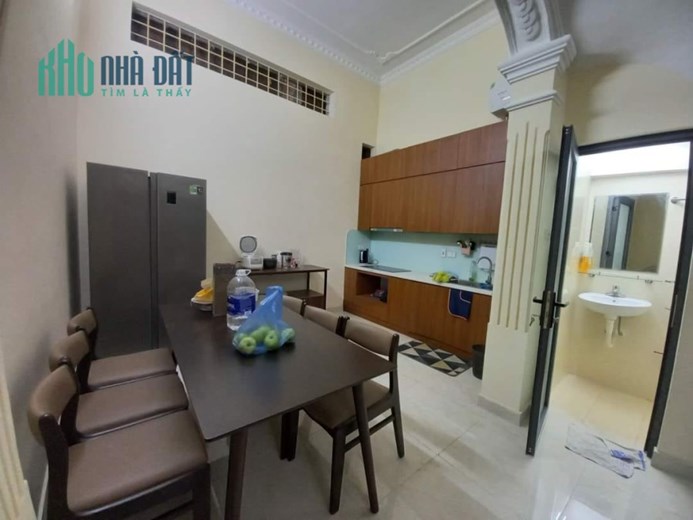 Bán  nhà  ngõ Vương Thừa Vũ quận Thanh Xuân oto quá 55m2 nhà 5 tầng giá 6 tỷ 5