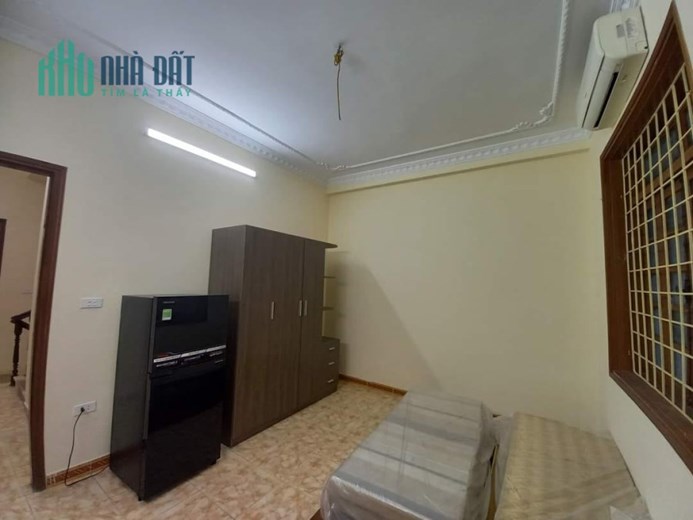 Bán  nhà  ngõ Vương Thừa Vũ quận Thanh Xuân oto quá 55m2 nhà 5 tầng giá 6 tỷ 5