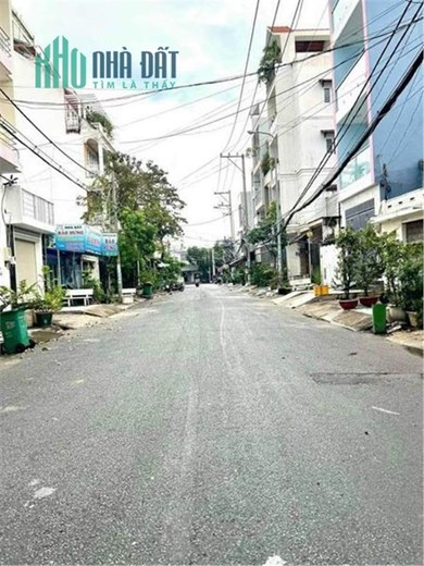 NHÀ  ĐẸP - GIÁ TỐT – CHÍNH CHỦ Cần Bán Gấp Nhà Hẻm Vị Trí Tại Q7, HCM