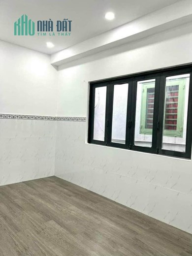 NHÀ  ĐẸP - GIÁ TỐT – CHÍNH CHỦ Cần Bán Gấp Nhà Hẻm Vị Trí Tại Q7, HCM