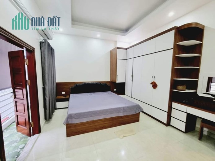 Bán nhà đẹp Ngõ 144 Quan Nhân, ngõ thông gần phố, sổ đẹp, tặng full đồ, 55m2*5T, 7 tỷ