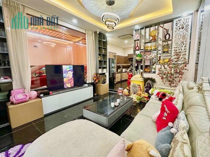 ++ MẶT TIỀN BÀN CỜ VIP QUẬN 3-SÁT QUẬN 1-HÀNG HIẾM-VỊ TRÍ ĐẮC ĐỊA - 4 TẦNG,45M -DÒNG TIỀN