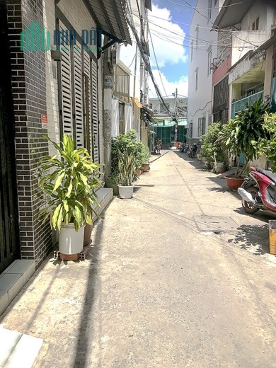 🏡 Nhà bán Ở đẹp 3 tầng, hẻm lớn - chợ 4 xã Hòa Bình Thoại Ngọc Hầu Tân Phú - 40m2 - 3 tỷ