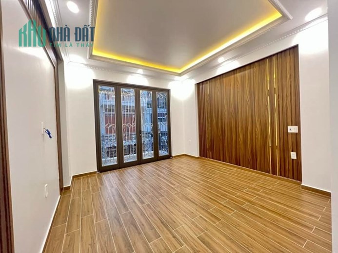 Bán nhà phố Vũ Chí Thắng, 65m 4 tầng mới tinh độc lập, ngõ ô.tô GIÁ 5.5 tỉ