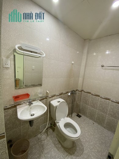 Do phải chuyển chỗ làm nên mình cần pass lại phòng căn hộ tại 175 Hoàng Hoa Thám, Phường 12, Quận