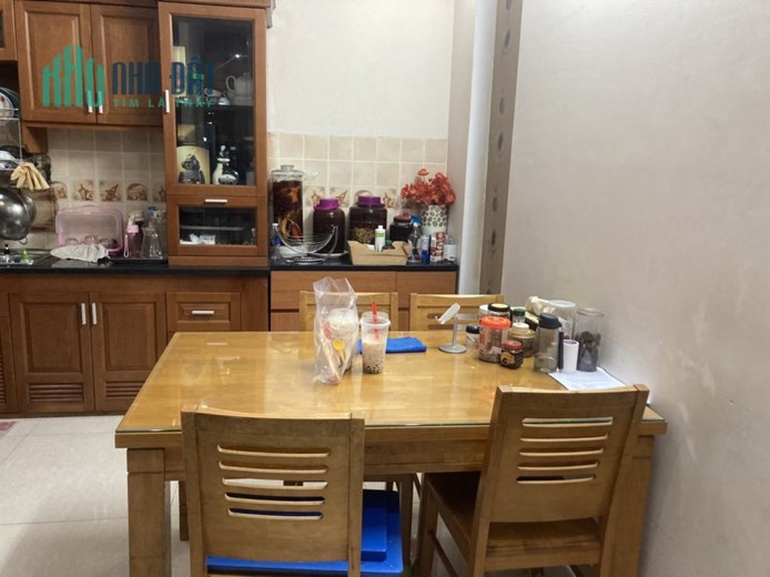 CHO THUÊ NHÀ NGUYÊN CĂN TIỆN MỞ VĂN PHÒNG CÔNG TY, Ở GIA ĐÌNH QUẬN TÂN BÌNH
