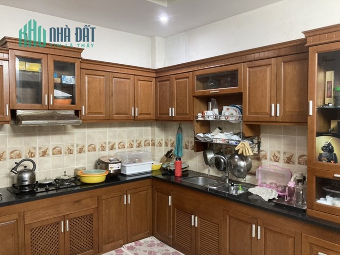 CHO THUÊ NHÀ NGUYÊN CĂN TIỆN MỞ VĂN PHÒNG CÔNG TY, Ở GIA ĐÌNH QUẬN TÂN BÌNH
