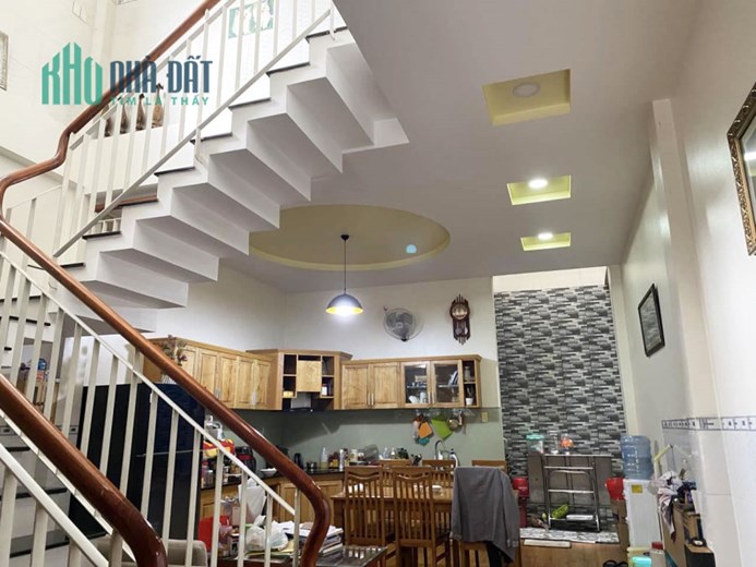 MẶT TIỀN ĐƯỜNG NHÁNH - NGAY BỆNH VIỆN QUẬN 12, 87M2, NGANG 5M HIẾM, 2 TẦNG, CHỈ HƠN 4 TỶ.