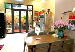 Giá cực SỐC! Chỉ 50tr/m2 có Nhà 3 tầng phố Ngô Gia Tự, gần ô tô, 80m2, MT 4.4m, giá 4 tỷ