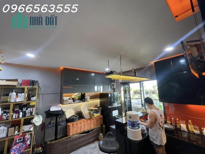 BÁN CĂN HỘ CHUNG CƯ ĐỨC KHẢI - QUẬN 7- FULL NT- 72M2- GIÁ NHỈNH 2 TỶ  TL
