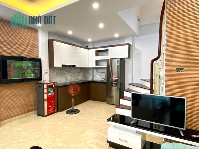 Bán nhà Mặt phố Nghi Tàm, Tây Hồ 4 làn Ô tô Vỉa hè Kinh doanh vô đối 3.7 Tỷ