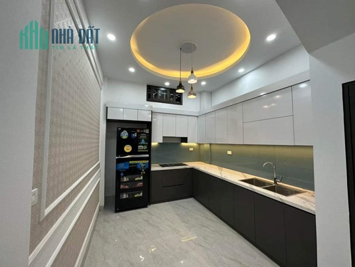 BÁN NHÀ MẶT NGÕ 279 VIP NHẤT HOÀNG MAI. 48M × 5T Ô TÔ CHỈ 4 Tỷ 500 TRIỆU