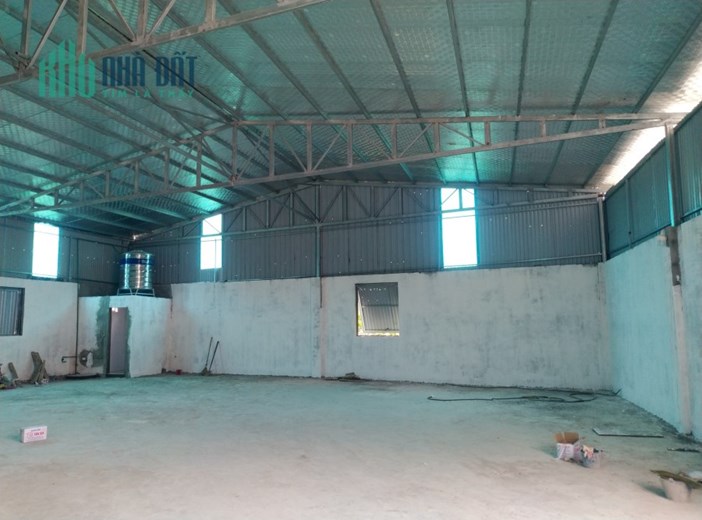 Gia đình tôi cần cho thuê gấp 350m kho xưởng ở Việt Hưng, Long Biên, xe cont vào,LH 09041639922