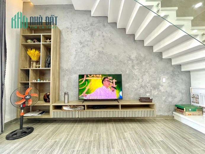 CHỈ HƠN 3 TỶ CÓ NGAY NHÀ 3 TẦNG FULL NỘI THẤT ĐƯỜNG NGUYỄN PHƯỚC NGUYÊN